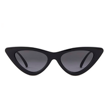 Load image into Gallery viewer, The GWEN Cat-Eye Sunnies in All Black
