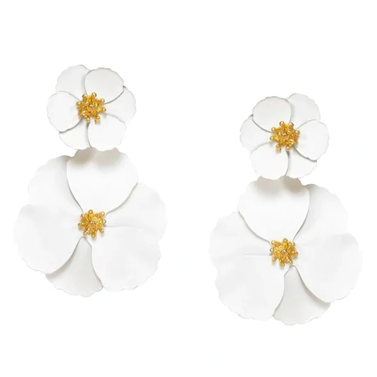 FIONA Drop Earrings in Milk